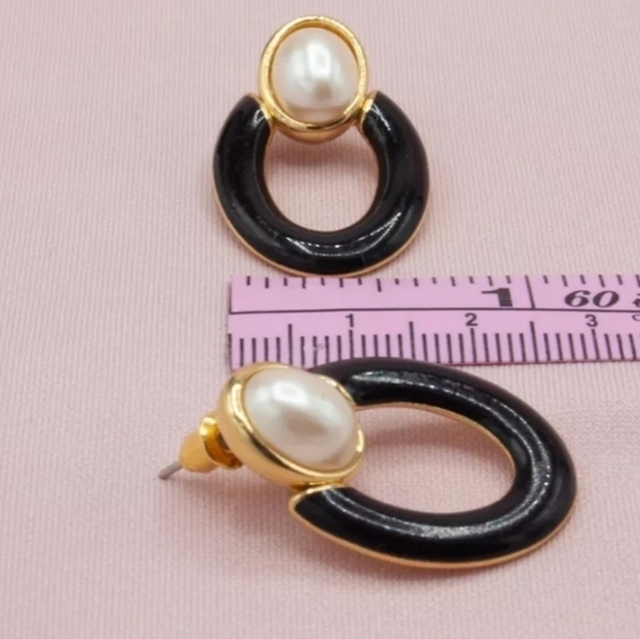 Vintage Monet Gold Pearl Black Enamel Door Knocker Earrings - Picture 2 of 4